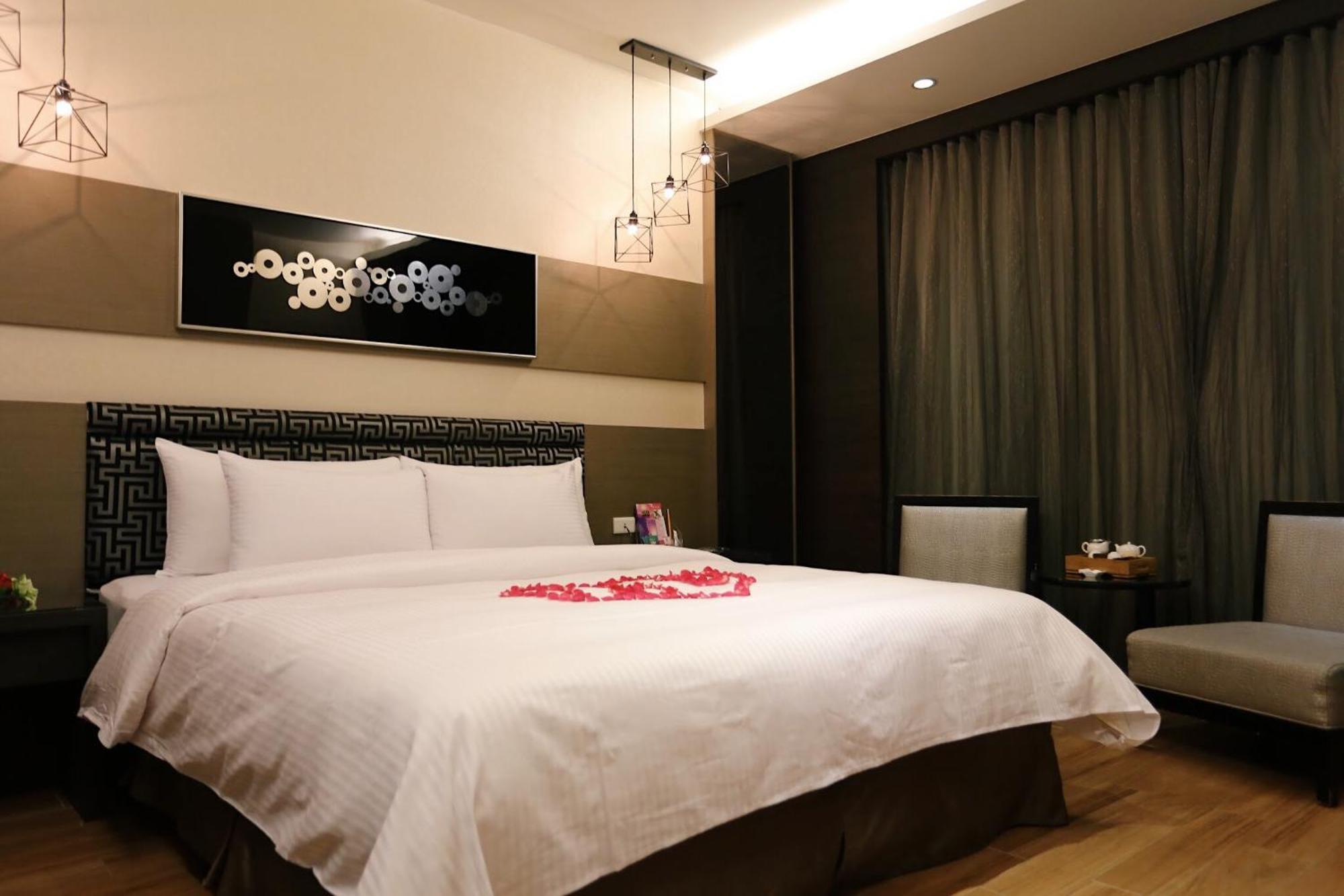 Go Shine Motel Pingtung 외부 사진